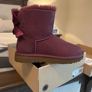 NWT - never worn UGG boots - Color:  Wild Grape - Size 6